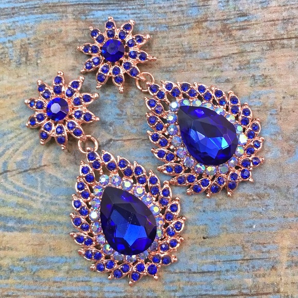 Cherryl’s Jewelry - Dark Blue Austrian Crystal Chandelier Earrings Cherryl’s Jewelry - Dark Blue Austrian Crystal Chandelier Earrings